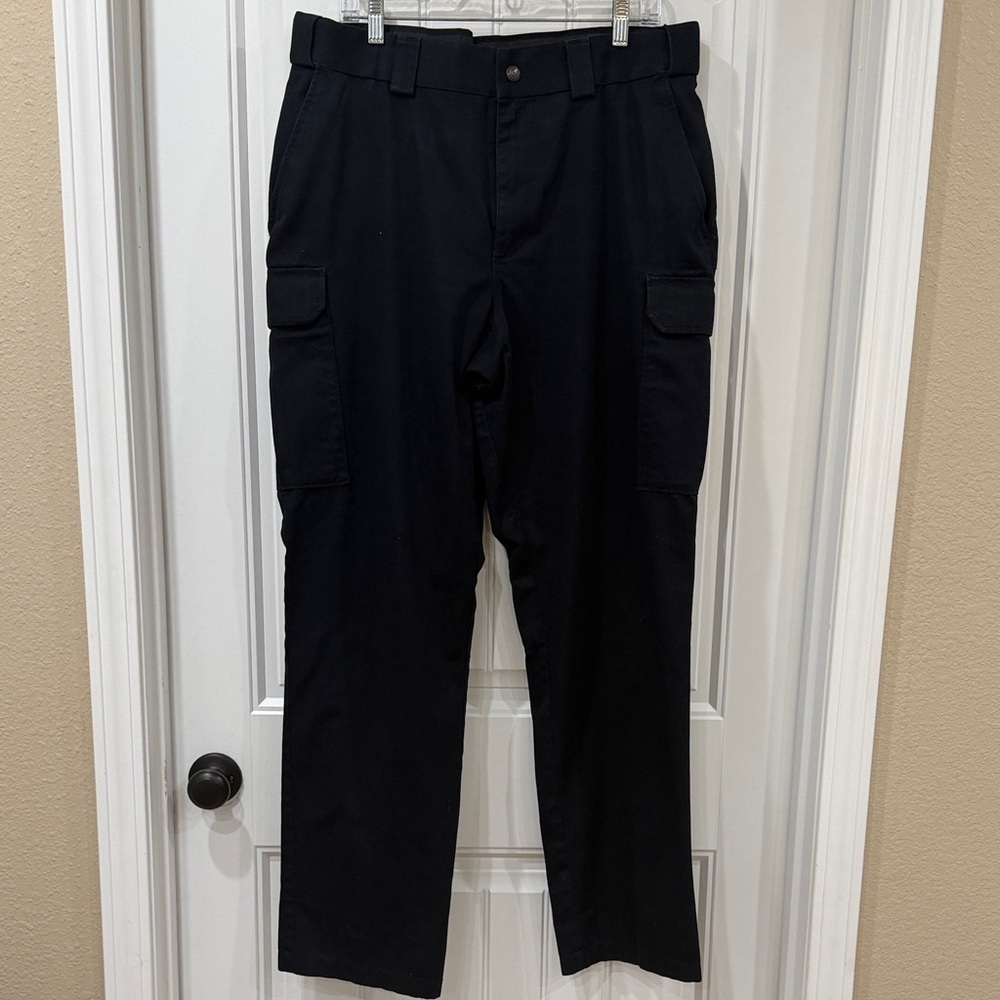 EUC 5.11 Tactical Men's Black Cargo Ripstop Pants